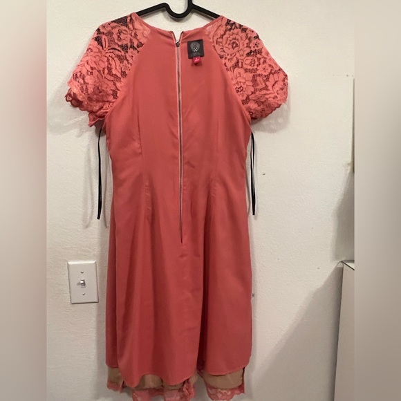 Vince Camuto Lace Dress - Picture 14 of 16